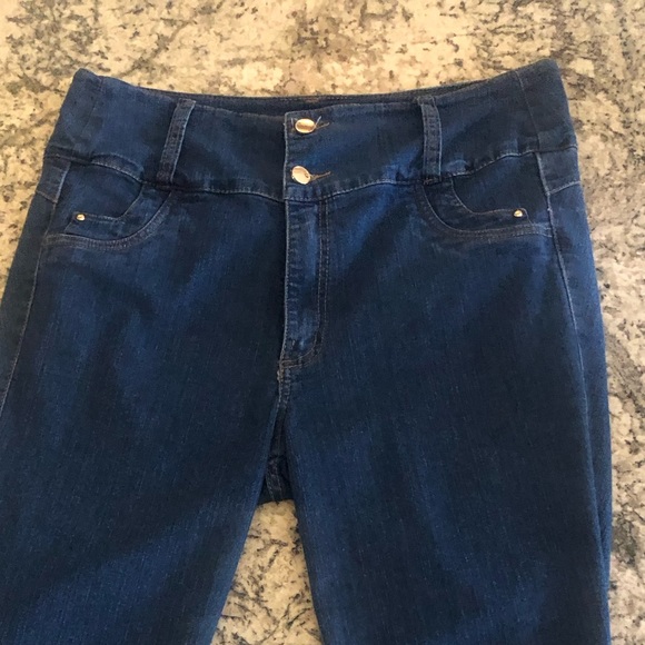 Y2K Curvify Size 15 Brazilian Butt-Lift Dark Wash Denim Cropped Jeans Capris - Picture 13 of 16